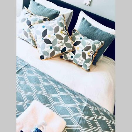 لوكسمبورغ Large Family Retro Flat In City Center- Large Terrace & Garden View, Free Parking المظهر الخارجي الصورة